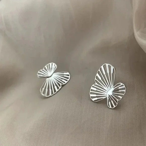 925 Sterling Silver Butterfly Wings Jacket Stud Earrings (Silver or Gold) - Picture 8 of 11